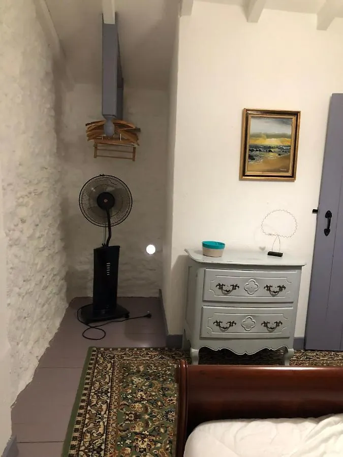 Le Gite De La Maison Des Chats Saint-Amans-du-Pech Holiday home