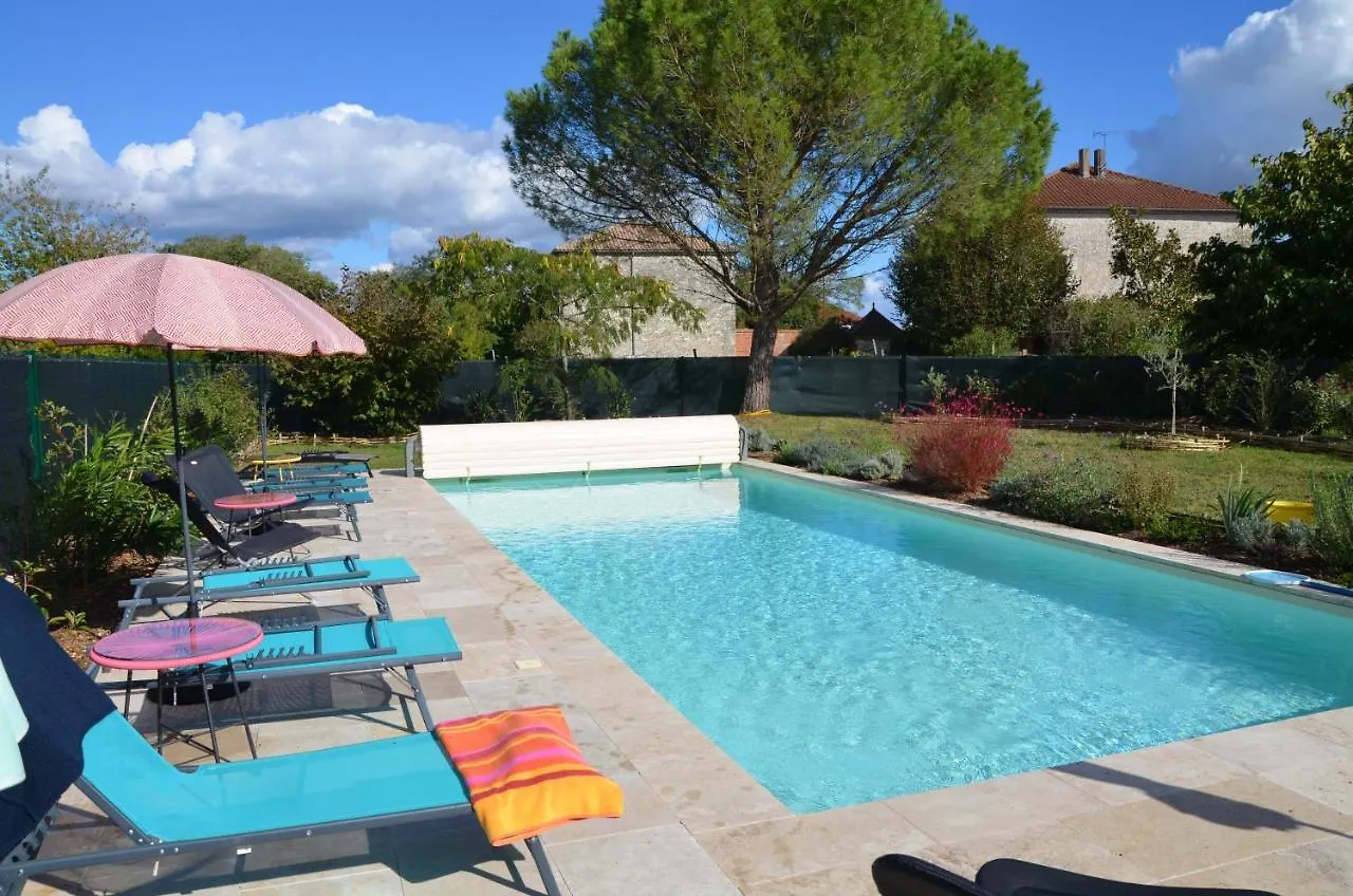 Le Gite De La Maison Des Chats Saint-Amans-du-Pech 0*,  France